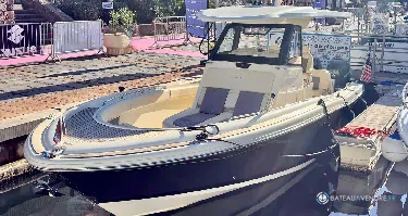 Chris Craft Catalina 30