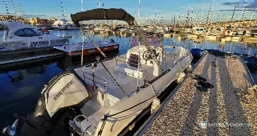 Selection Boats Aston 23