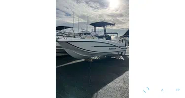 Quicksilver Activ 705 open
