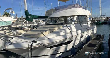 Jeanneau Merry Fisher 10