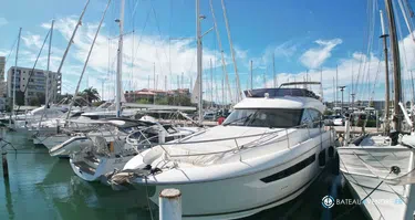 Jeanneau Prestige 560