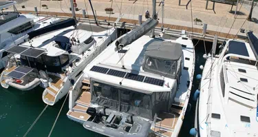 Fountaine Pajot Astrea 42