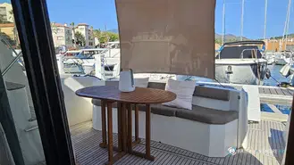 Prestige Yachts  400