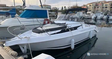B2 Marine Cap Ferret 752 Cruiser