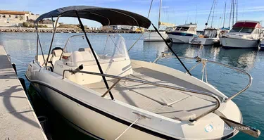 Quicksilver Activ 605 Sundeck