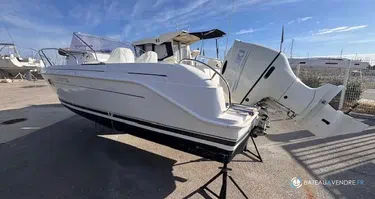B2 Marine Cap Ferret 652 Cabin Cruiser