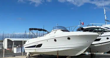Beneteau Flyer 850 Sun Deck