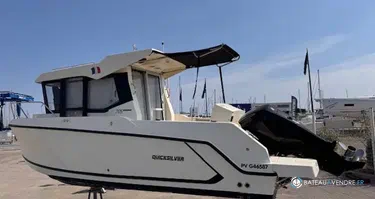 Quicksilver Activ 705 Pilothouse