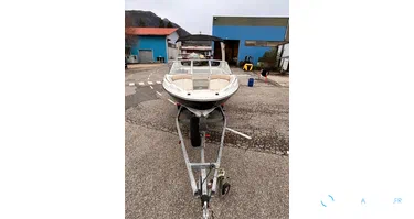 Bayliner  215 BR