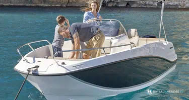 Quicksilver Activ 555 Open