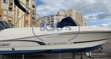 Jeanneau Cap Camarat 715 Open
