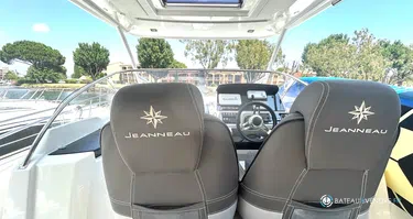 Jeanneau Cap Camarat 9.0 WA