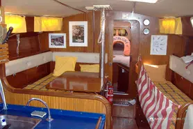 Dufour  4800