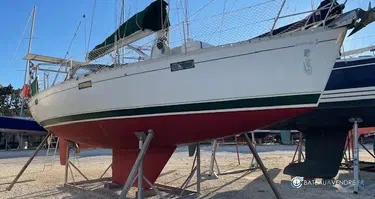 Beneteau Oceanis 390