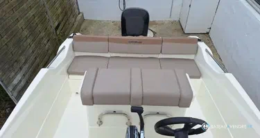 Quicksilver Activ 555 Open