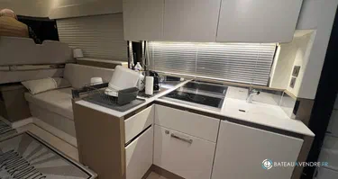 Prestige Yachts Prestige 460 Fly