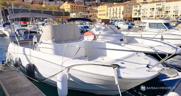 Jeanneau Cap Camarat 7.5 CC