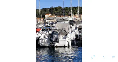 Jeanneau Cap Camarat 7.5 CC