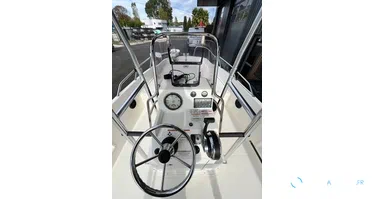 Bayliner Element CC7