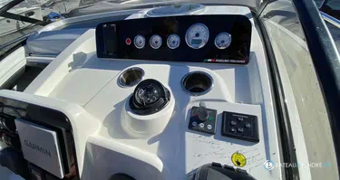 Cranchi Endurance 30