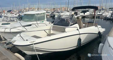 Quicksilver Activ 675 Open