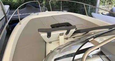 Jeanneau Cap Camarat 7.5 WA