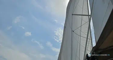 Amel Super Maramu 2000