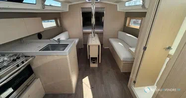 Beneteau Oceanis 38.1