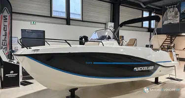 Quicksilver Activ 555 Open
