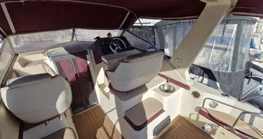 Carver  2557 Montego