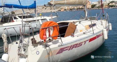 Beneteau First 28