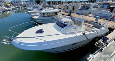 Beneteau Flyer 850 Sun Deck