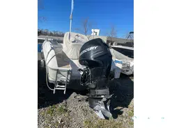 Quicksilver  600 Commander