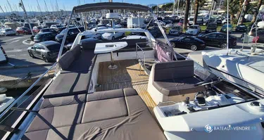 Prestige Yachts Prestige 460 Fly