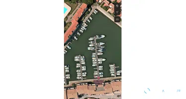 Place de port Saint Cyprien