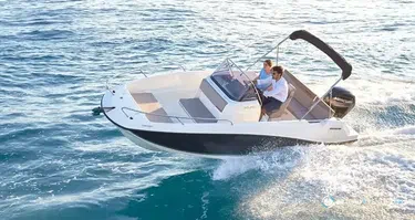 Quicksilver Activ 605