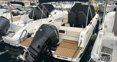 Quicksilver Activ 755 Sundeck