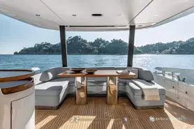 Azimut Fly 68