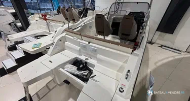 Quicksilver Activ 605 Sundeck