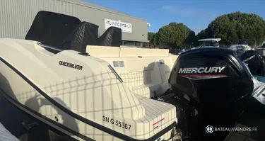 Quicksilver Activ 555 Open