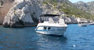 Quicksilver Activ 805 Sundeck