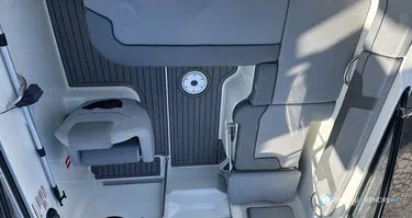 Bayliner VR5 Cuddy OB