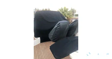 Quicksilver Activ 755 Sundeck