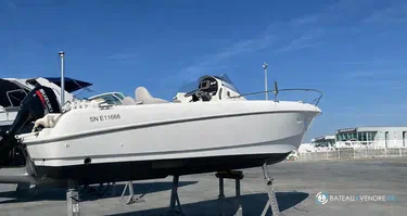 Beneteau Flyer 750 Open RS Air Step