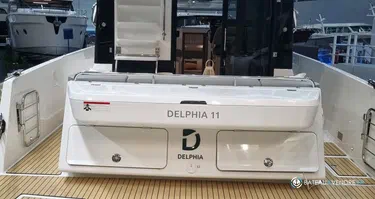 Delphia  11 Fly Lounge