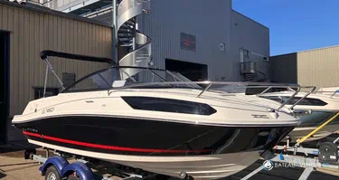 Bayliner VR5 Cuddy