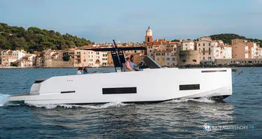 De Antonio Yachts D42