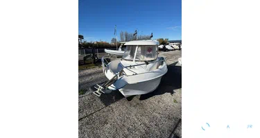 Quicksilver 640 Pilothouse