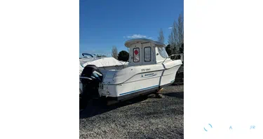 Quicksilver 640 Pilothouse