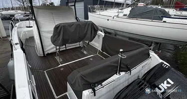 Jeanneau Cap Camarat 9.0 CC